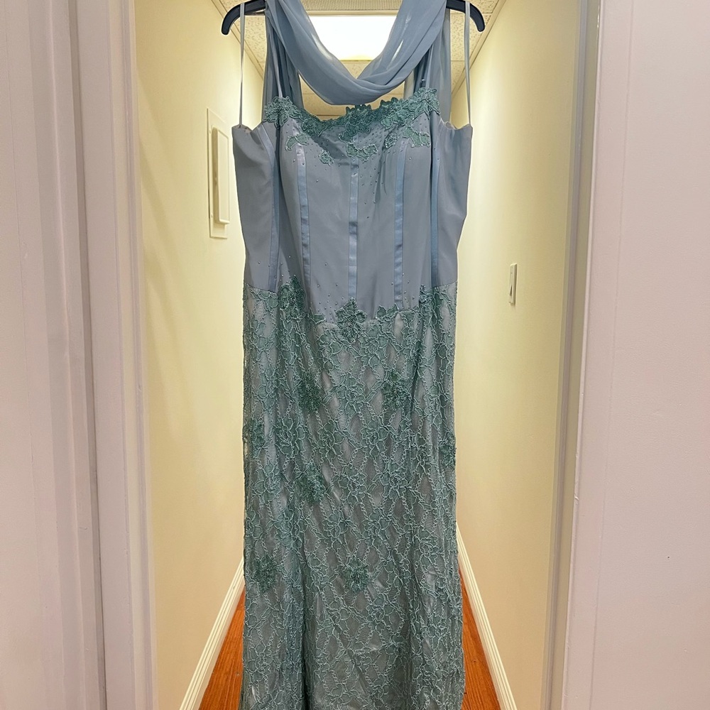 Elegant Blue Lace Gown